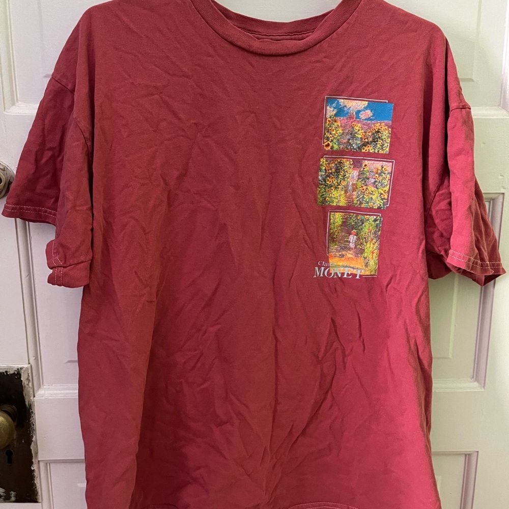 Monet The Artists’s Garden Red Graphic T-Shirt (Large)